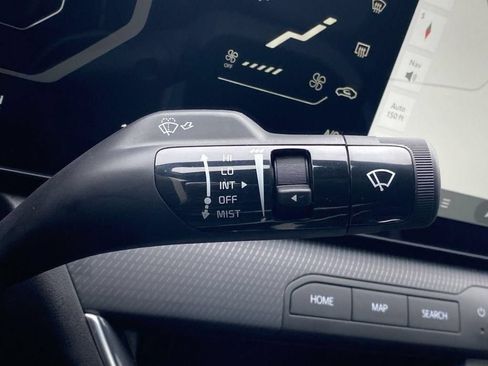 New 2025 Kia K4 GT-Line Turbo FWD image 35
