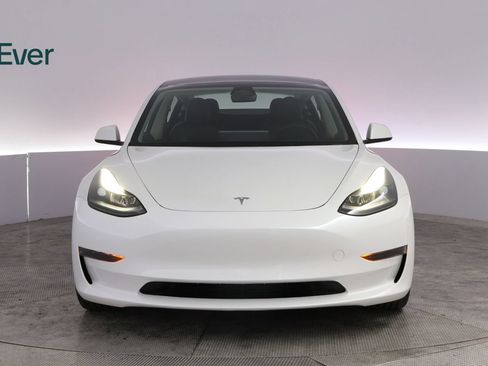 Used 2023 Tesla Model 3 Standard Range RWD image 12