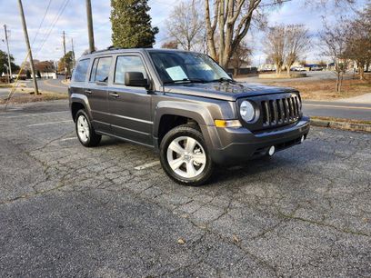 Used 2015 Jeep Patriot Latitude w/ Sun/Sound Group