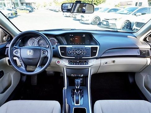 Used 2015 Honda Accord EX image 18