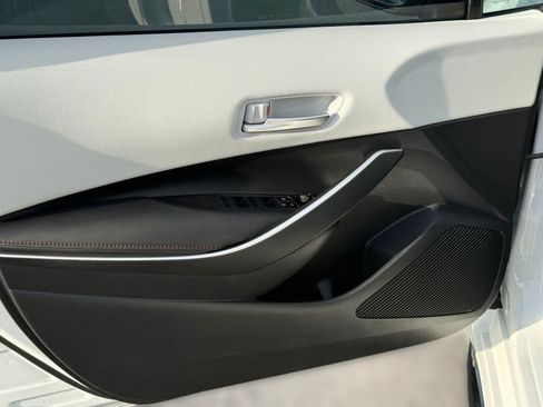 Certified 2025 Toyota Corolla SE image 13