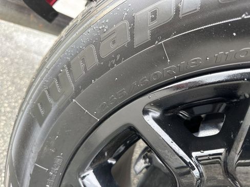 Used 2024 Ford F150 XLT w/ XLT Black Appearance Package image 31