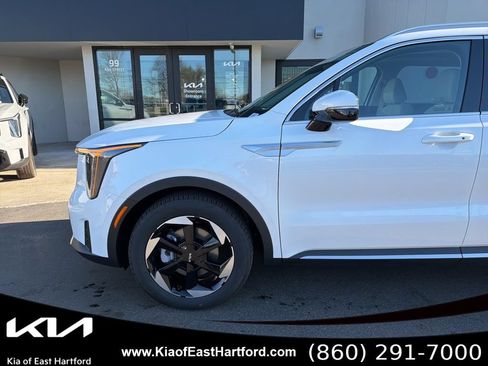 New 2026 Kia Sorento EX w/ EX Premium Package AWD/4WD image 10