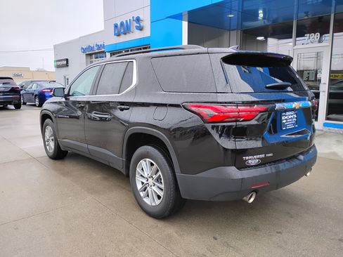 Used 2023 Chevrolet Traverse LT w/ LPO, Floor Liner Package image 2