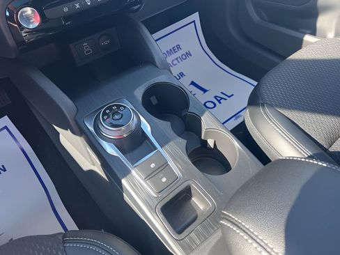 New 2025 Ford Escape SE w/ Class II Trailer Tow Package image 26