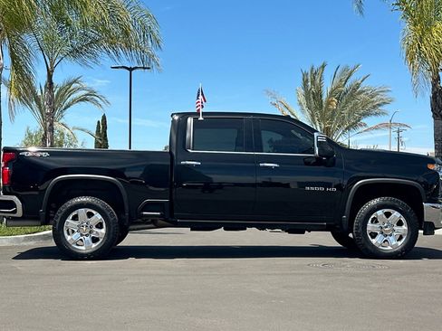 Used 2021 Chevrolet Silverado 3500 LTZ w/ LTZ Premium Package AWD/4WD image 3