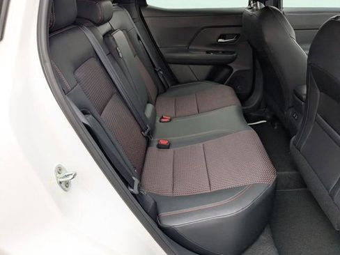 New 2026 Nissan Kicks SR w/ Cold Weather Package FWD image 22
