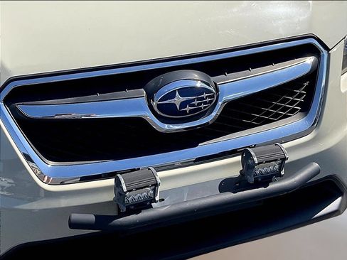 Used 2015 Subaru Crosstrek 2.0i Premium w/ Moonroof Package AWD/4WD image 30