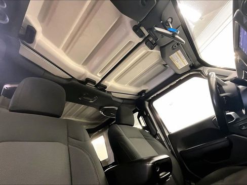 Used 2021 Jeep Wrangler Unlimited Sport image 28