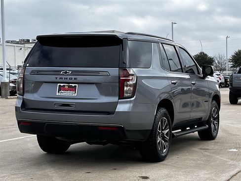 Used 2022 Chevrolet Tahoe Z71 w/ Luxury Package image 4