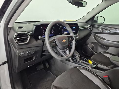 Certified 2026 Chevrolet TrailBlazer LT w/ Driver Confidence Package FWD image 18