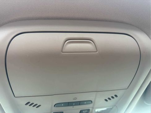 Used 2021 Buick Enclave Avenir image 18