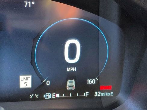 New 2026 Ford Explorer Platinum image 32