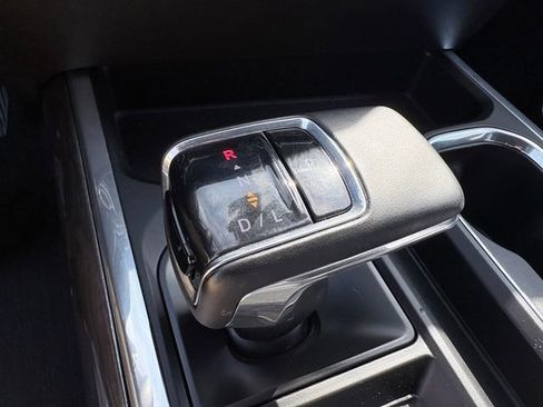 Used 2023 Chevrolet Silverado 1500 LTZ AWD/4WD image 22