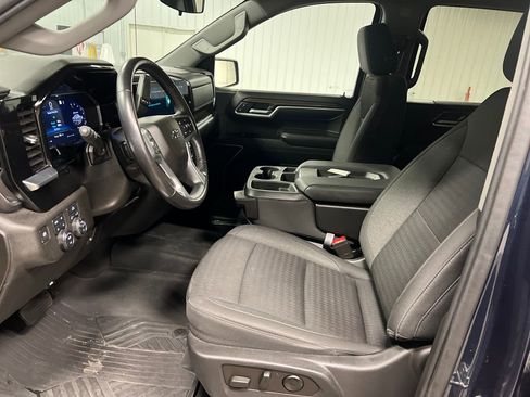 Certified 2022 Chevrolet Silverado 1500 RST AWD/4WD image 13