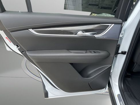 New 2025 Cadillac XT6 Sport w/ LPO, Floor Liner Package image 15