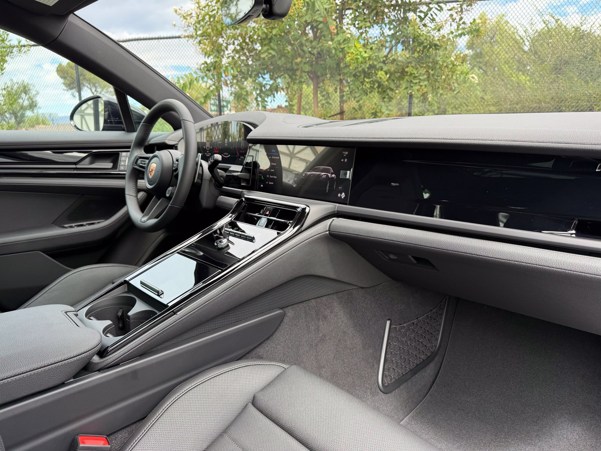 New 2026 Porsche Panamera 4 AWD/4WD image 24
