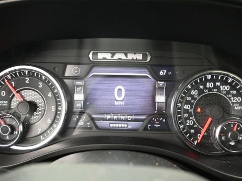 Used 2023 RAM 1500 Laramie AWD/4WD image 26