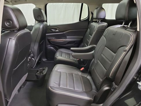 Certified 2022 GMC Acadia Denali w/ Denali Ultimate Package image 10