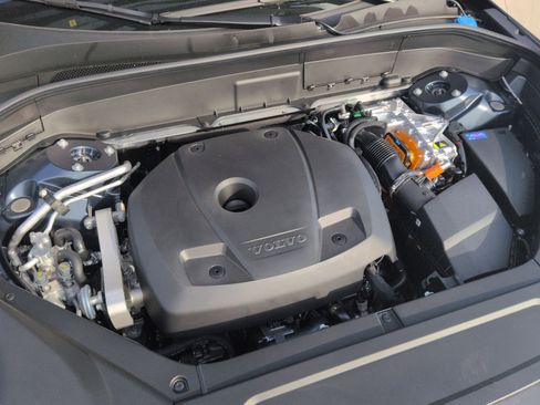 New 2026 Volvo XC90 T8 Ultra image 28