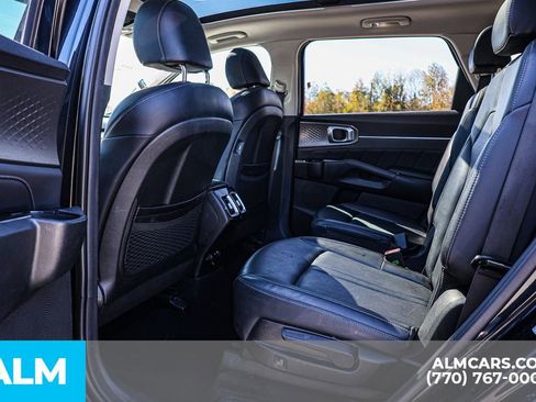 Used 2022 Kia Sorento SX w/ Panoramic Sunroof Package image 21