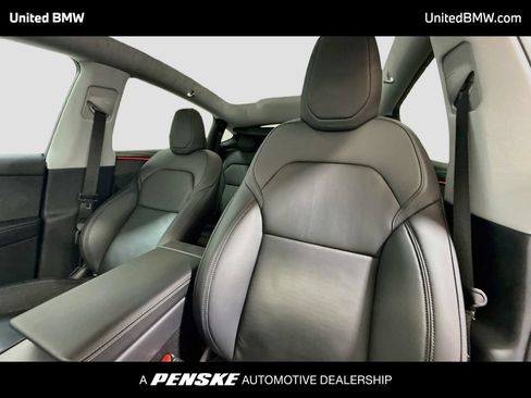 Used 2026 Tesla Model Y AWD image 5