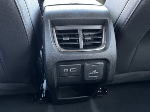 Used 2023 Chevrolet Blazer Premier image 32