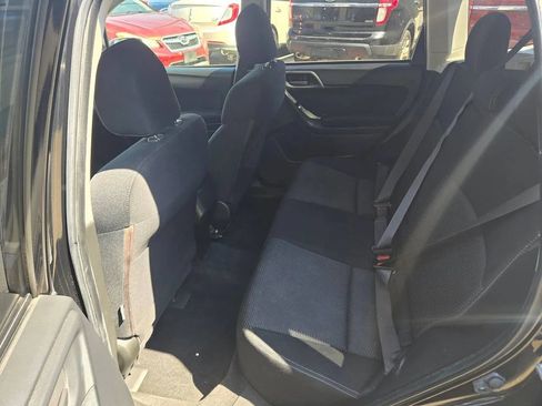 Used 2014 Subaru Forester 2.5i Premium w/ All-Weather Package image 4