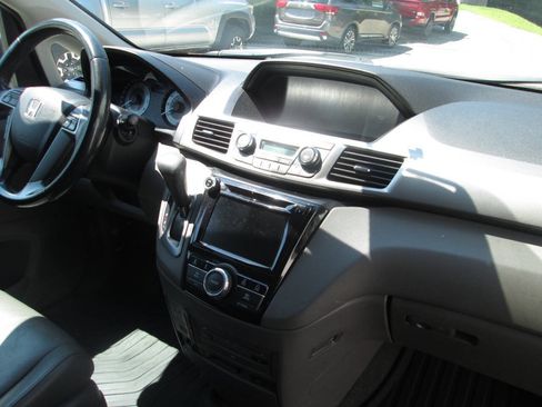 Used 2016 Honda Odyssey EX-L image 23
