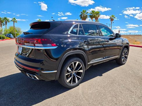 New 2026 Volkswagen Atlas Cross Sport SEL Premium R-Line AWD/4WD image 4