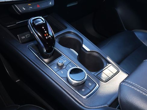 Used 2023 Cadillac XT4 Luxury w/ Cold Weather Package image 30