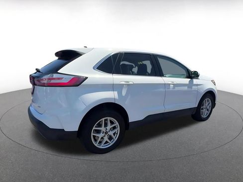 Used 2024 Ford Edge SEL AWD/4WD image 12
