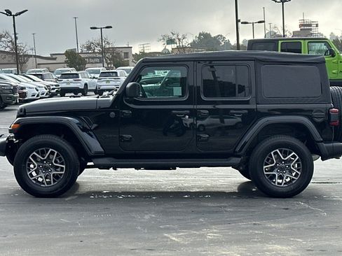 New 2026 Jeep Wrangler Sahara image 8