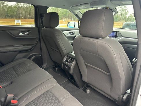 Used 2022 Chevrolet Blazer LT image 13