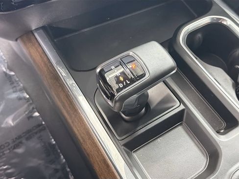 Used 2023 Chevrolet Silverado 1500 High Country w/ High Country Premium Package AWD/4WD image 18