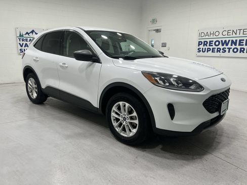 Used 2022 Ford Escape SE AWD/4WD image 2