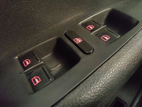 Used 2018 Volkswagen Jetta S image 27