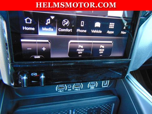New 2026 RAM 1500 Laramie w/ Night Edition AWD/4WD image 31