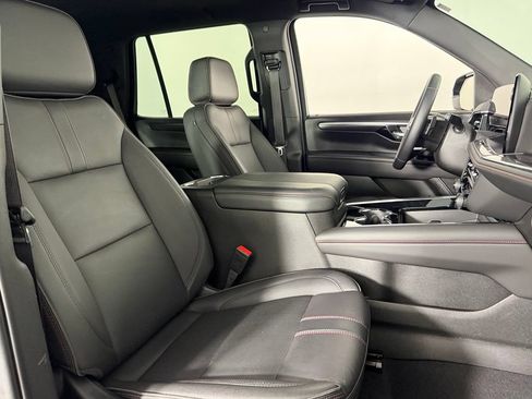 Used 2026 Chevrolet Tahoe RST RWD image 34