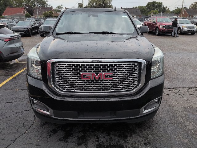 Used 2015 GMC Yukon Denali w/ Open Road Package AWD/4WD image 2