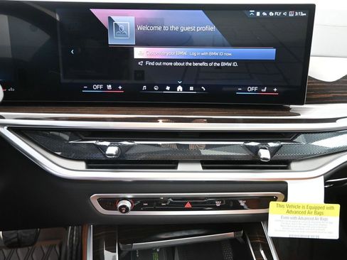 New 2026 BMW X5 xDrive40i w/ M Sport Package AWD/4WD image 21