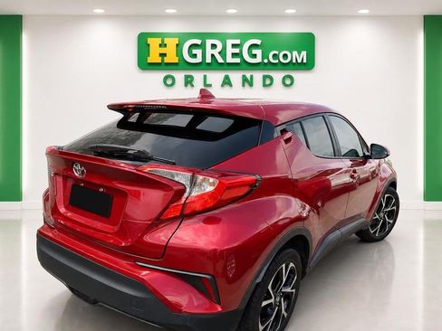 Used 2018 Toyota C-HR XLE FWD image 6