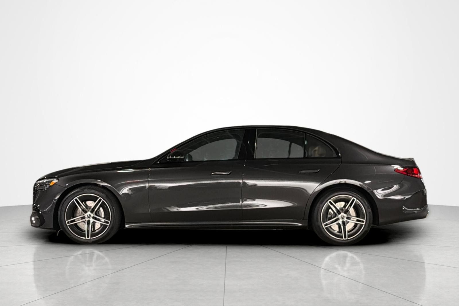 New 2027 Mercedes-Benz E 450 4MATIC Sedan image 2