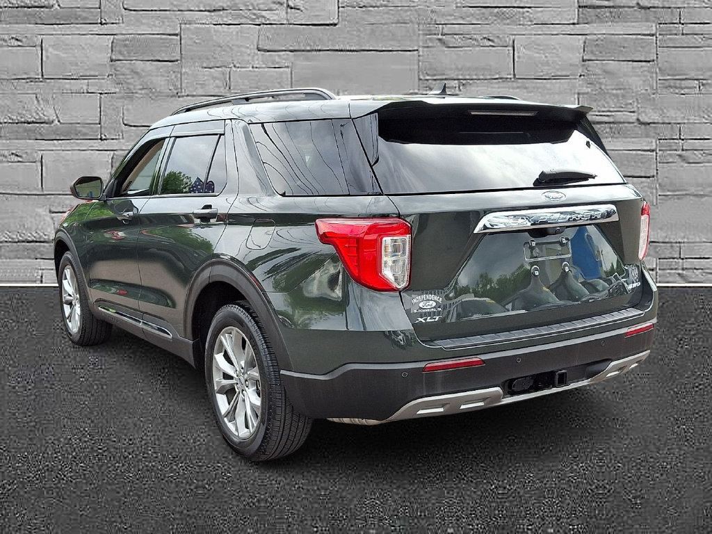 Certified 2023 Ford Explorer XLT w/ Equipment Group 202A AWD/4WD image 8