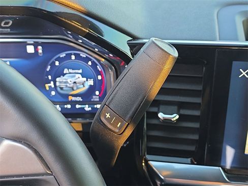 Certified 2025 Chevrolet Silverado 2500 LTZ w/ LTZ Plus Package image 16