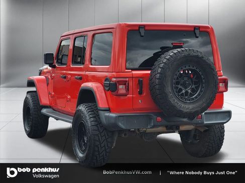 Used 2020 Jeep Wrangler Unlimited Sahara AWD/4WD image 27