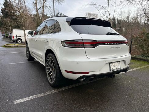 Used 2020 Porsche Macan Turbo image 5