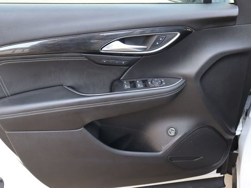 Used 2023 Buick Envision Essence FWD image 19