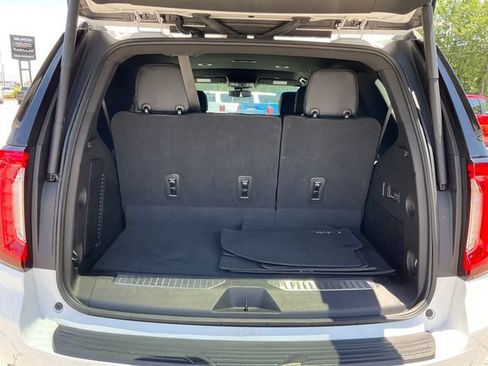 Used 2023 GMC Yukon Denali AWD/4WD image 19
