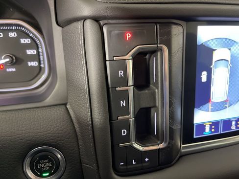 Used 2021 GMC Yukon Denali w/ Denali Premium Package image 37